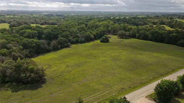 3 Baranowski Road, Brenham, TX 77833