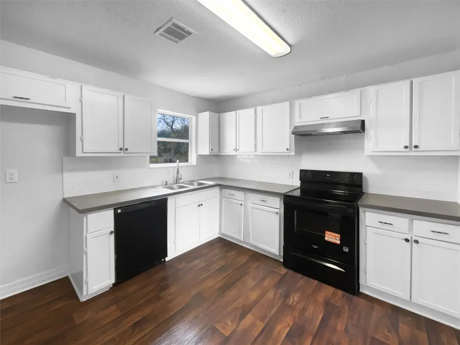 5109 Wilmington Street, Houston, TX 77033 - #2