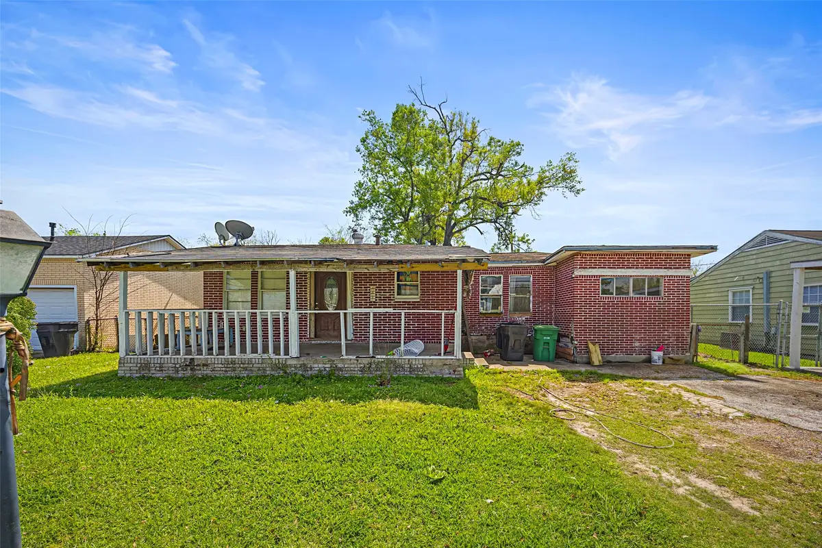 13338 Vicksburg Street, Houston, TX 77015 - #1