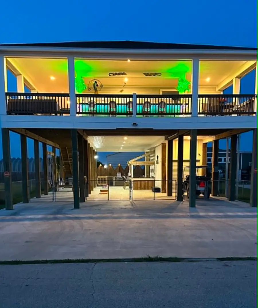 952 Sandollar, Crystal Beach, TX 77650 - #2