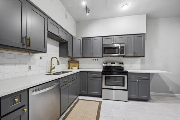 1510 Prairie Grove Drive, Houston, TX 77077