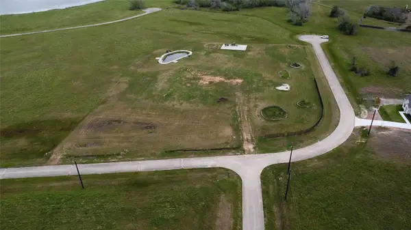 225 Cripple Creek Lane, Angleton, TX 77515