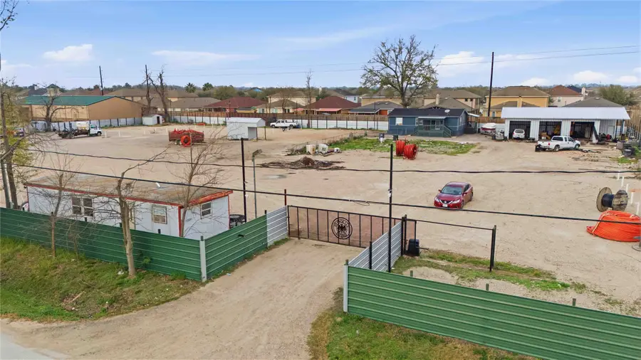 2902 Washington Drive, Houston, TX 77038 - #2