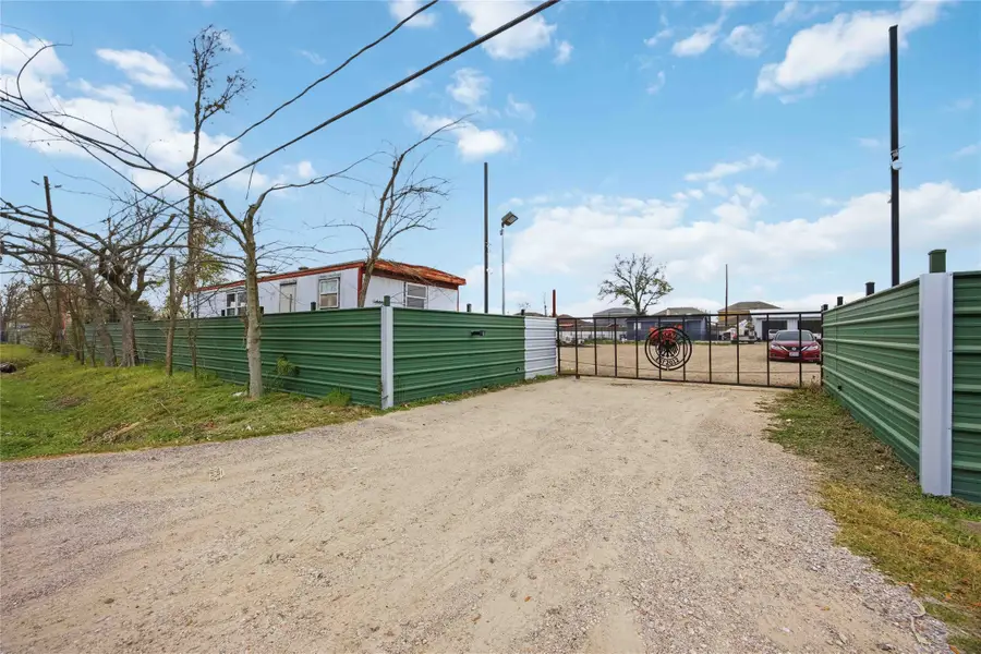 2902 Washington Drive, Houston, TX 77038 - #3