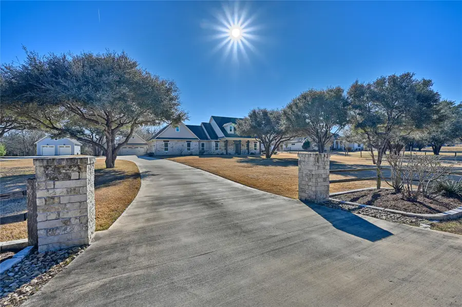 110 Windy Acres Road, Brenham, TX 77833 - Image #2
