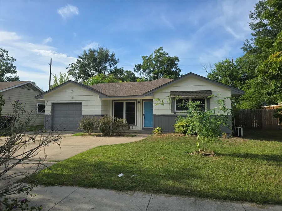 7127 Willowtex Drive, Houston, TX 77396 - Image #2