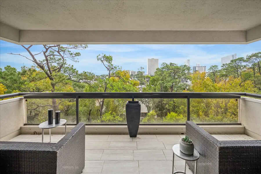 49 Briar Hollow Lane #505, Houston, TX 77027 - Image #2