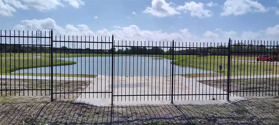 15411 Pinehurst Lane, Santa Fe, TX 77517 - Image #2