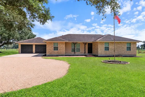 1128 County Road 117, Wharton, TX 77488