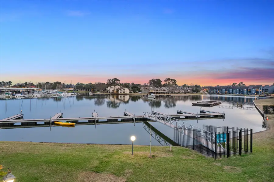 12800 Melville Drive #B102, Montgomery, TX 77356 - Image #3