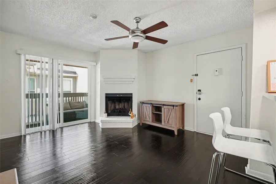 1900 Bay Area Boulevard #Q184, Houston, TX 77058 - #3