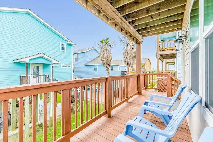 11221 Schwartz Drive, Galveston, TX 77554 - #2