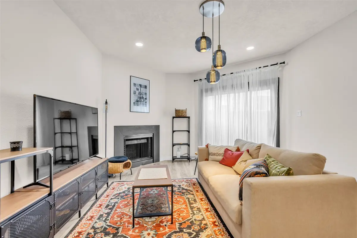 10855 Meadowglen Lane #604, Houston, TX 77042 - #1