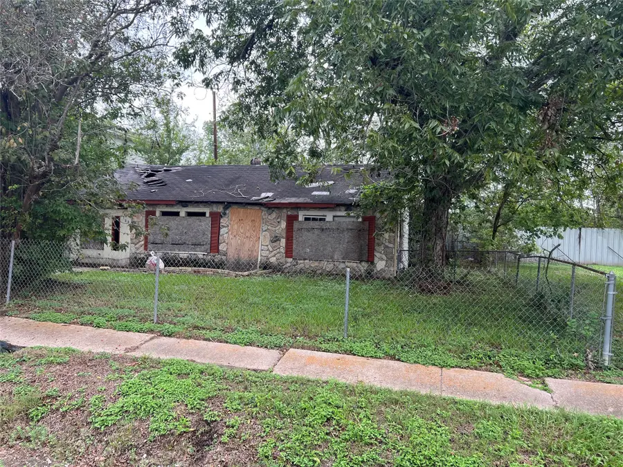 7331 England Street, Houston, TX 77021 - Image #2