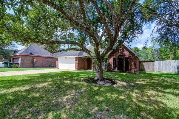 1145 Westglen Drive, Alvin, TX 77511