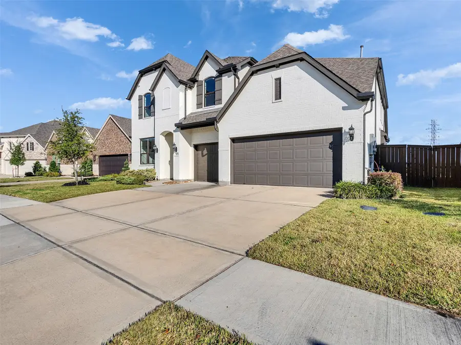 913 Goose Creek Street, Webster, TX 77598 - Image #3