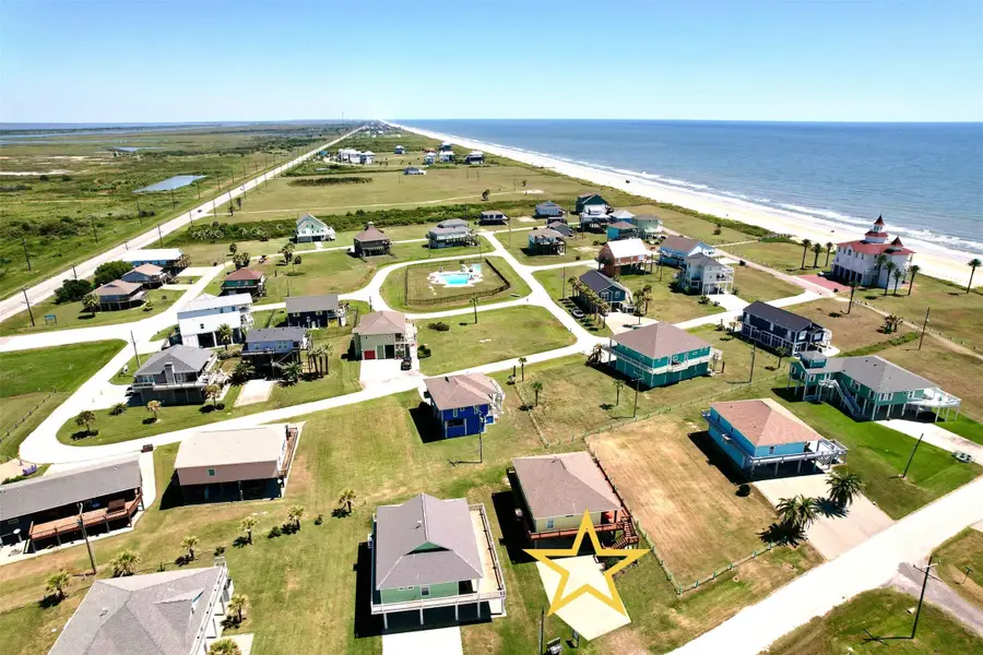 972 Hamilton Drive, Crystal Beach, TX 77650 - Image #3