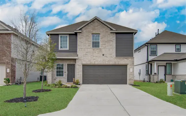 2398 Tavo Trails Drive, Conroe, TX 77301