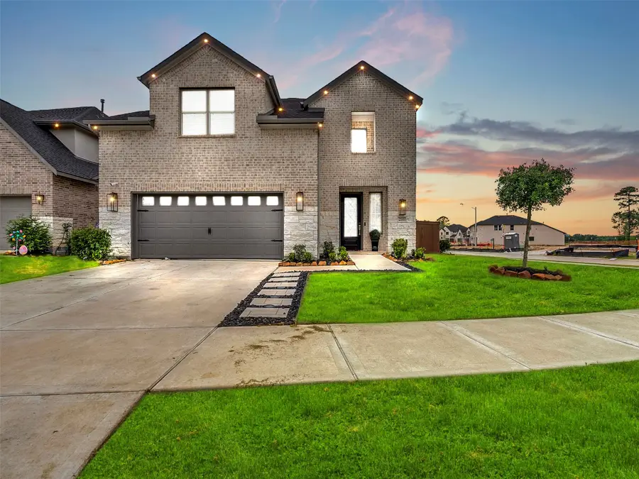 211 Vista Knoll Court, New Caney, TX 77357 - #2