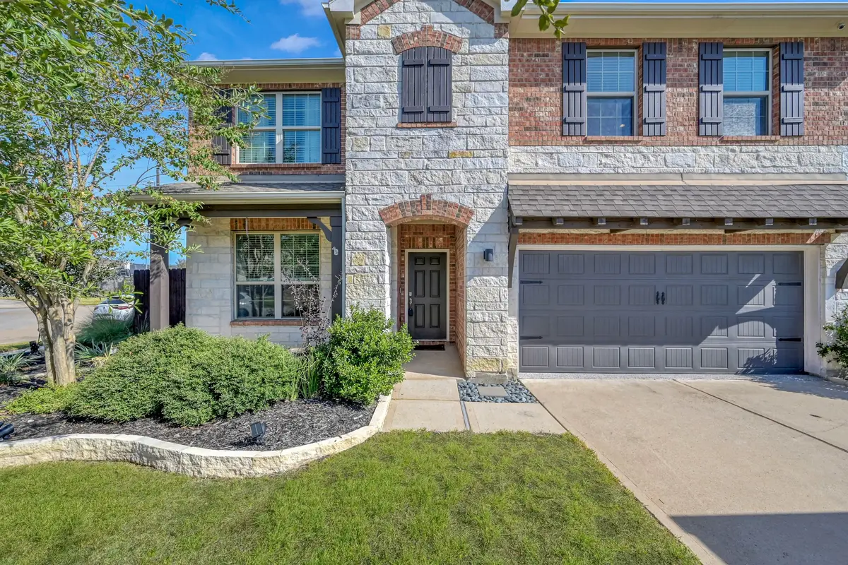 24734 Emerald Pool Falls Drive, Tomball, TX 77375 - Image #1