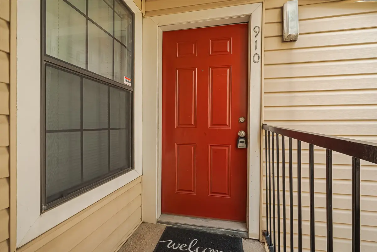 2750 Holly Hall Street #910, Houston, TX 77054 - #1