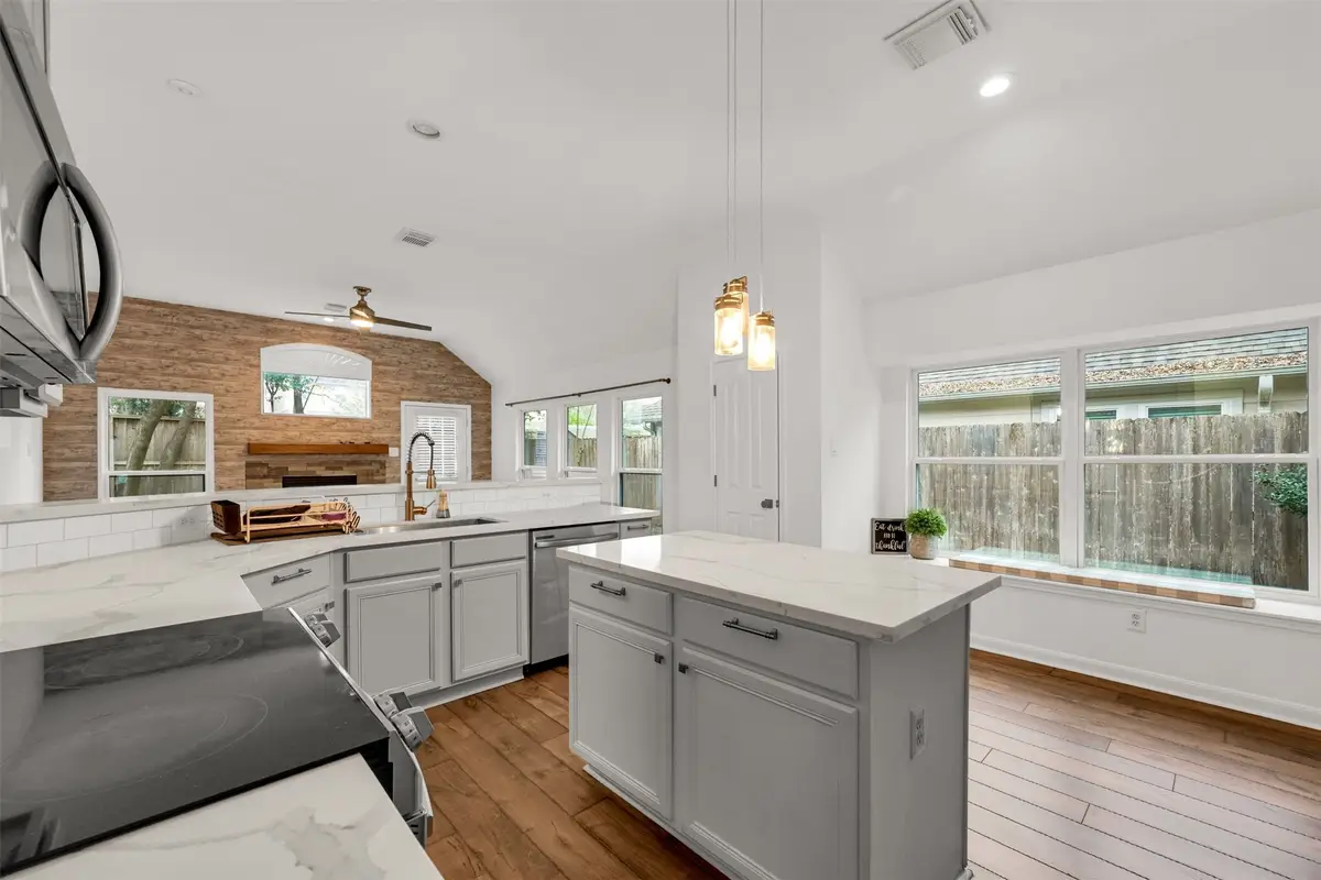 8031 Clarion Way, Houston, TX 77040 - Image #1