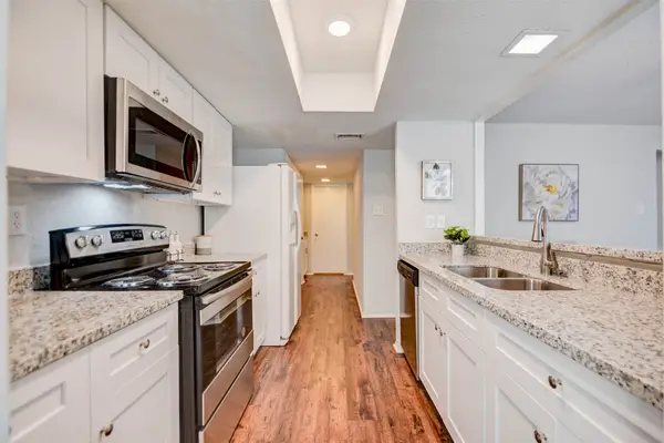 781 Country Place Drive #2077, Houston, TX 77079