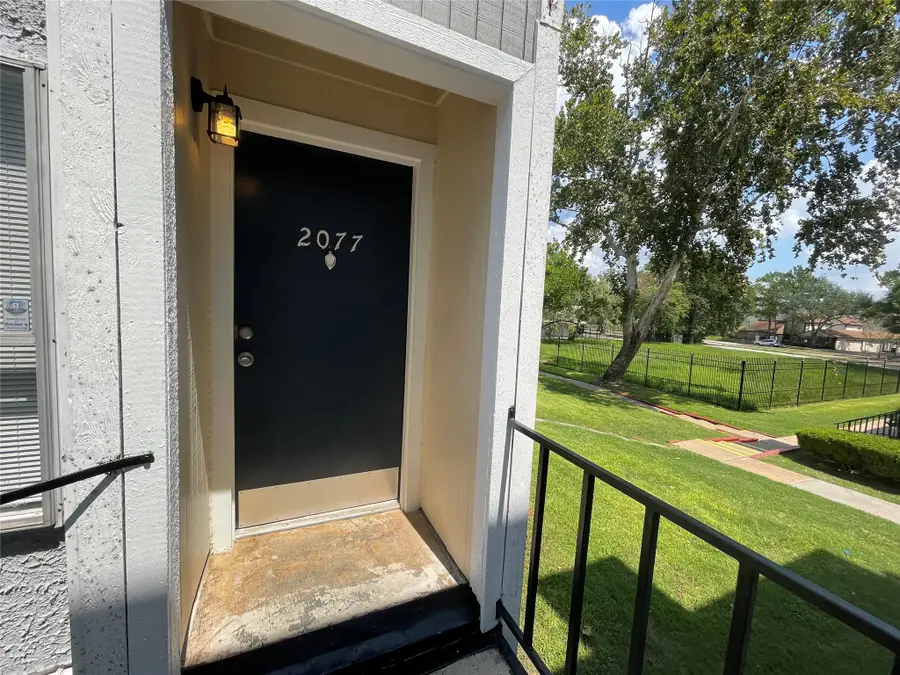 781 Country Place Drive #2077, Houston, TX 77079 - Image #2