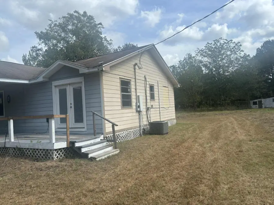 30 County Road 2119, Cleveland, TX 77327 - Image #3