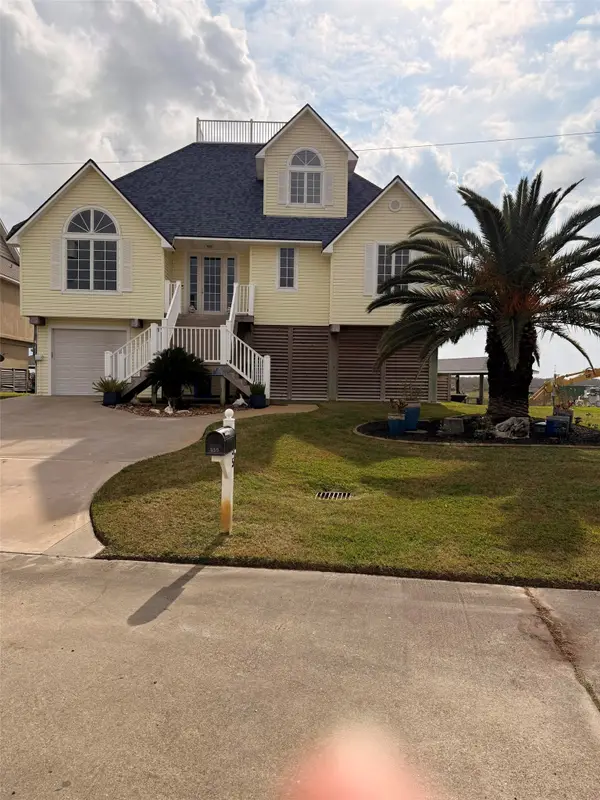 235 Tuna Run Road, Freeport, TX 77541