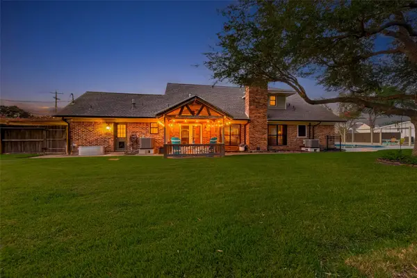 2700 Webster Street, League City, TX 77573
