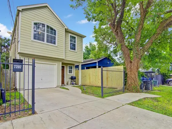 7207 Avenue K, Houston, TX 77011