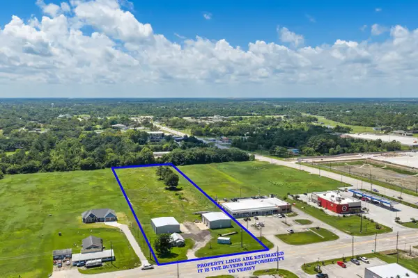 3706 Fm 646 Road N, Santa Fe, TX 77510