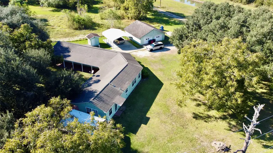 35 Private Road 815, Tidehaven, TX 77414 - Image #2