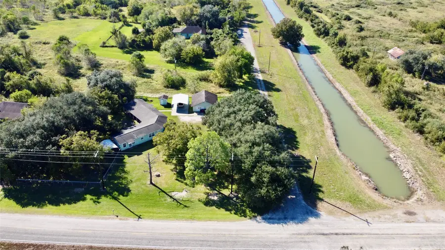 35 Private Road 815, Tidehaven, TX 77414 - Image #3