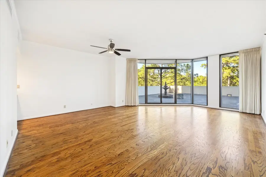 150 Gessner Road #4A, Houston, TX 77024 - Image #2