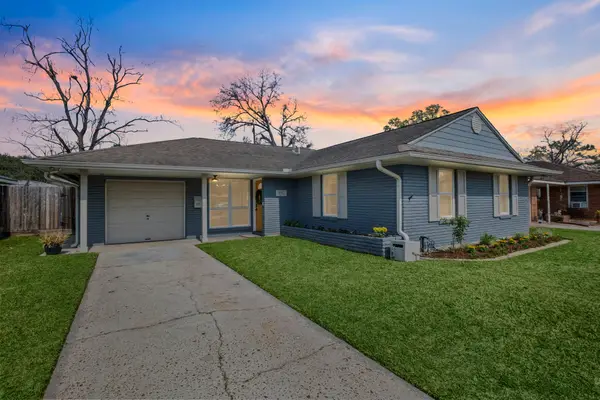 4410 Viking Drive, Houston, TX 77092