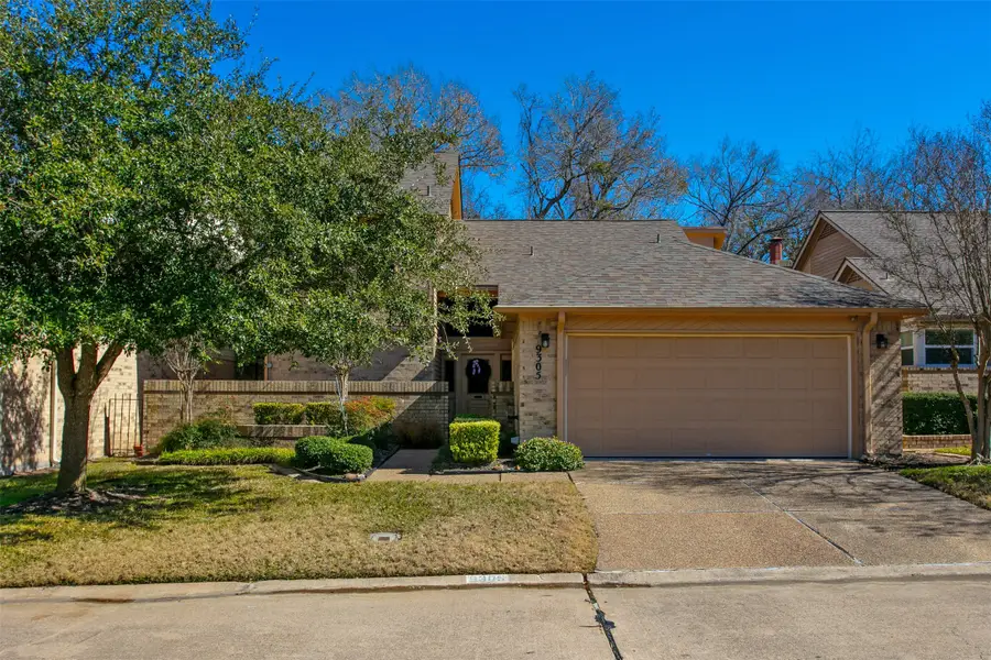 9305 Stonebridge Drive, College Station, TX 77845 - Image #2