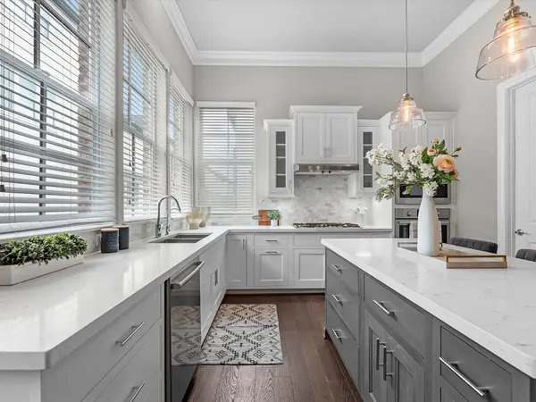 6054 Kansas Street, Houston, TX 77007