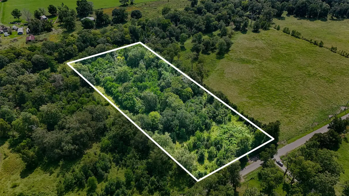 1401 County Road 2061, Hull, TX 77564 - Image #1