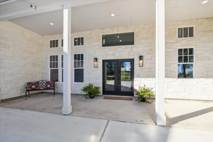 83 Bent Tree Lane, Montgomery, TX 77356 - Image #2