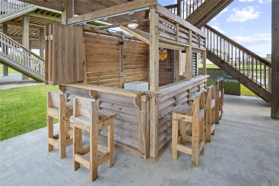 113 Ocean Tide Drive, Crystal Beach, TX 77650 - #3