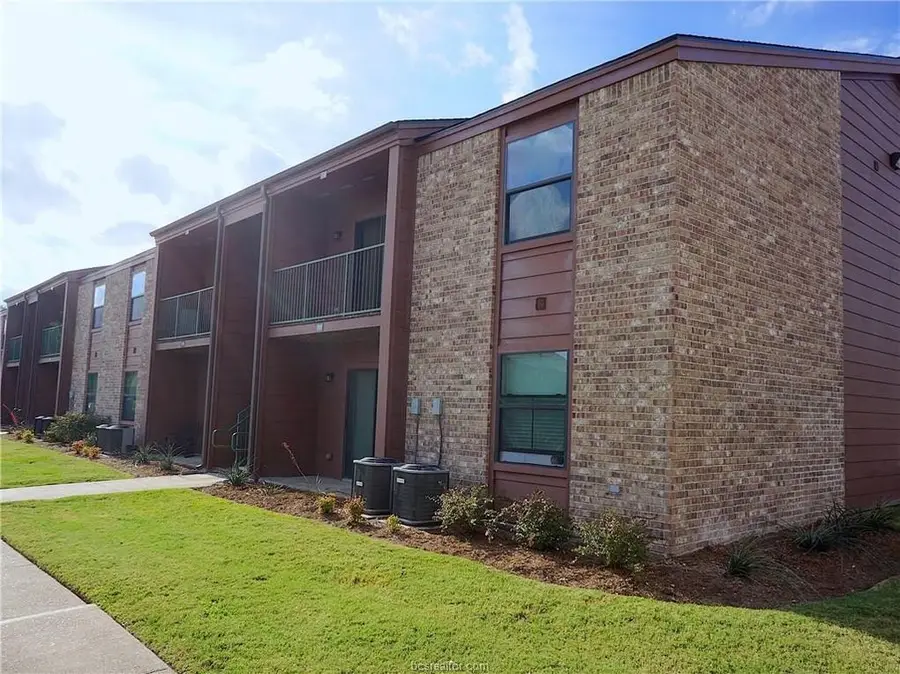 904 University Oaks Boulevard #118, College Station, TX 77840 - #3