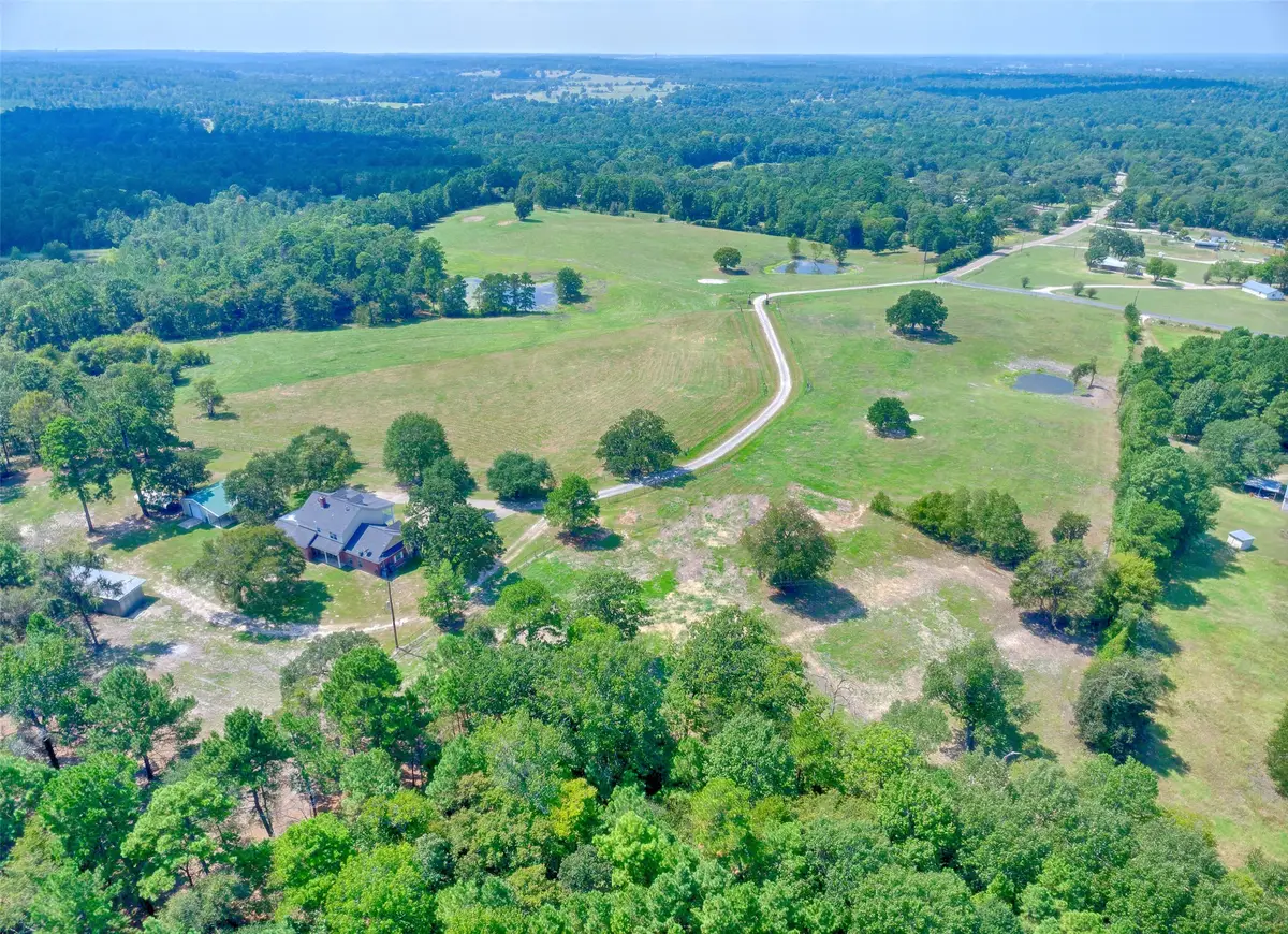 2 Highland Drive, Huntsville, TX 77320 - Image #1