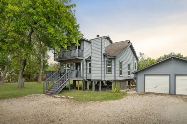 7829 James Drive #CR117, Pearland, TX 77584