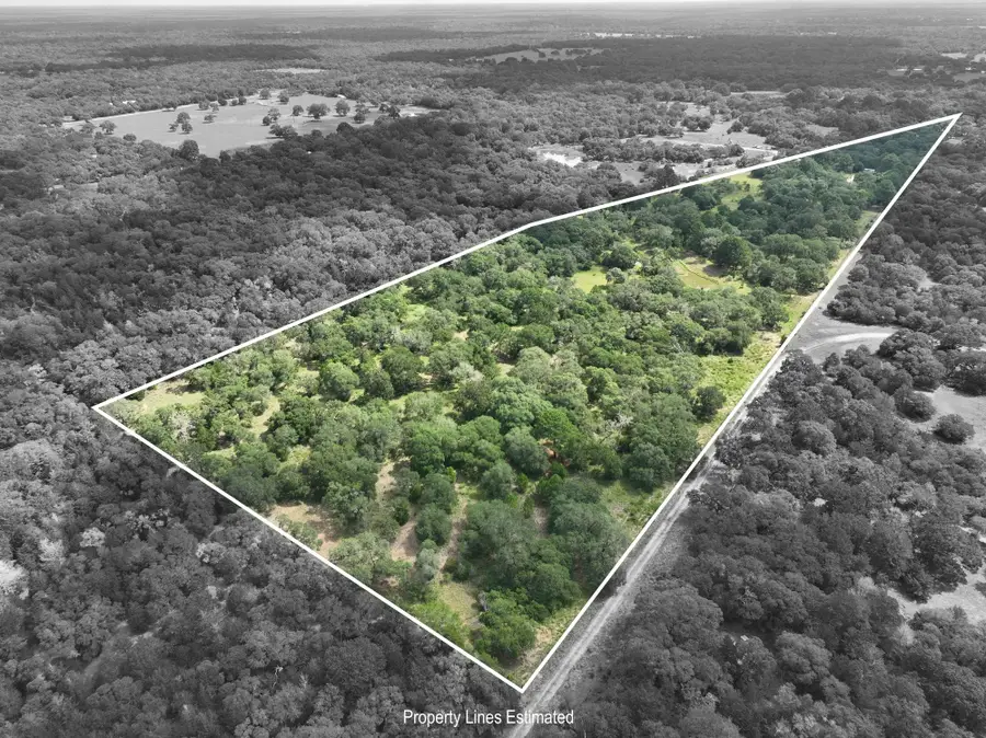 1312 Private Road 1051, Hallettsville, TX 77964 - Image #2