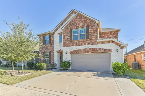 24622 Emerald Pool Falls Drive, Tomball, TX 77375