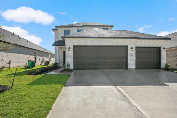 2126 Rosillo Brook Drive, Baytown, TX 77521
