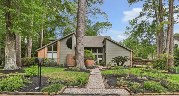 2034 Hidden Creek Drive, Kingwood, TX 77339