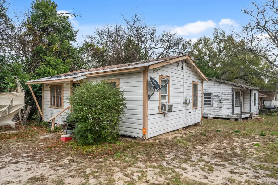 1918 Roosevelt Street, Huntsville, TX 77320 - #3